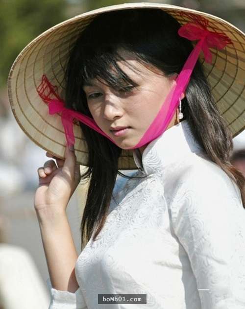 为什幺「越南新娘」特别受到台湾男生的欢迎？看到她们身穿「越式旗袍」大家都买好机票了！